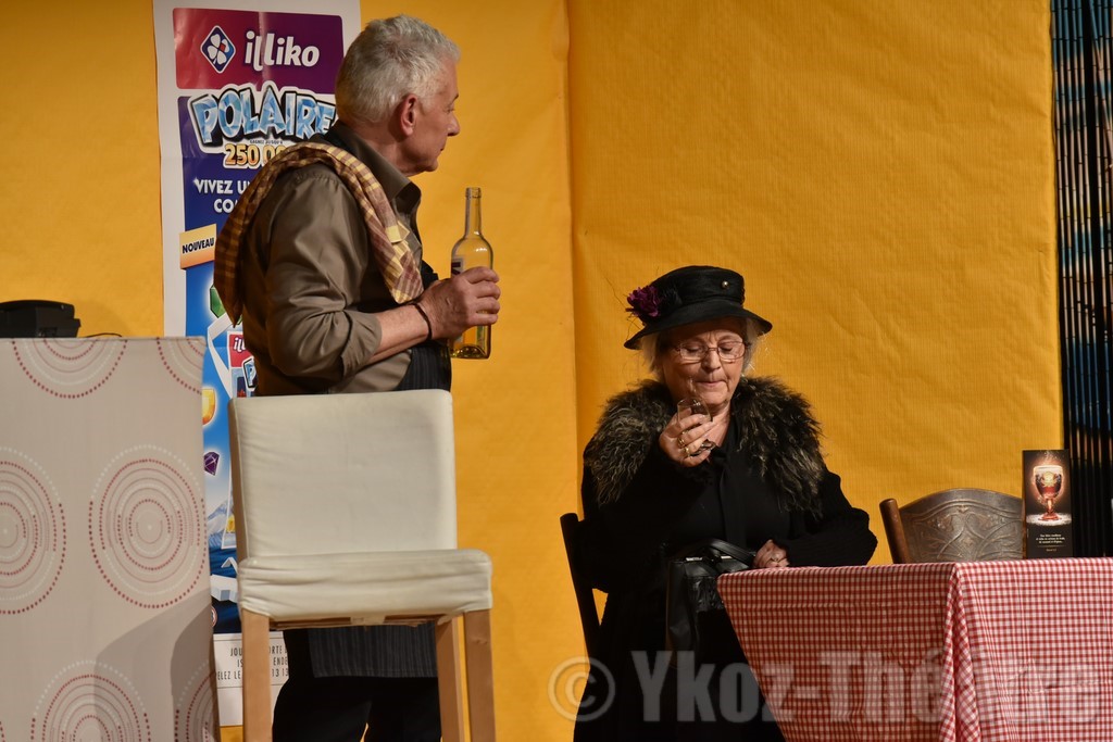 Café des Sports, les images